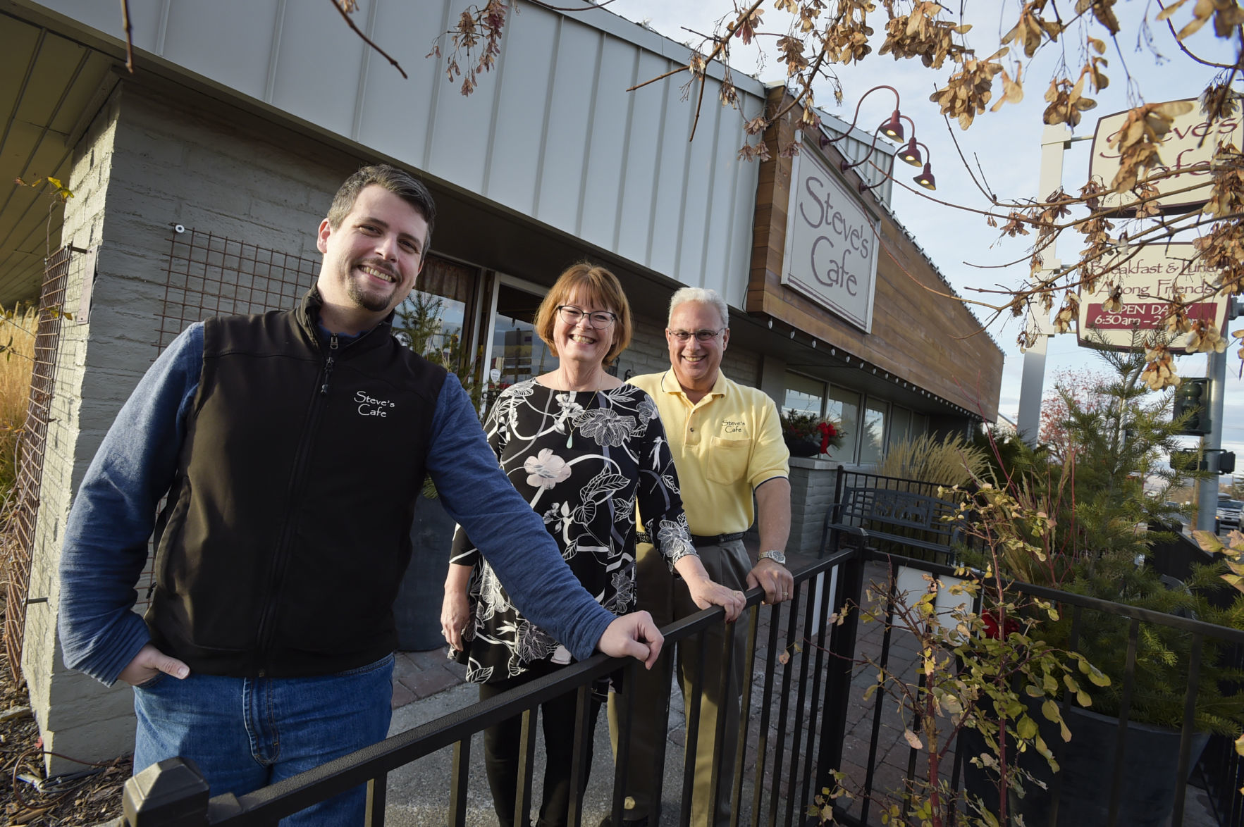 From left, Steven Vincelli, Penny Vincelli and Steve Vincelli